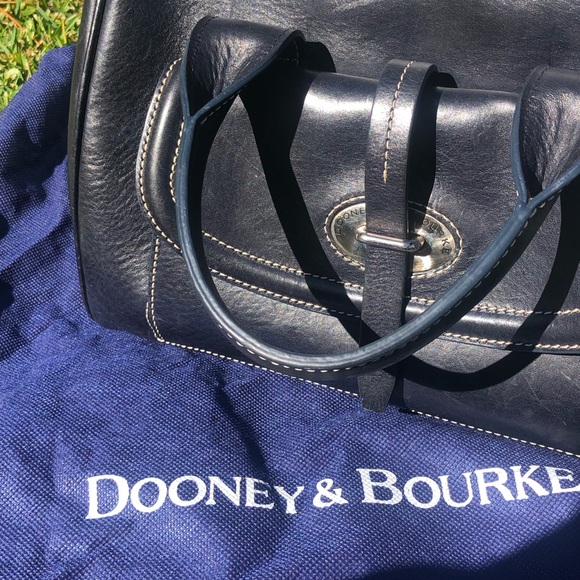 Dooney & Bourke Navy Blue handbag with D&B detachable crossbody strap & dust bag - Picture 13 of 16